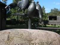 Alt-Mölln-Hühnerskulptur Am Brink-Reitenbach.jpg